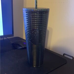 Venti Starbucks cup